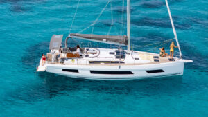 Dufour 44 - Axe Sail